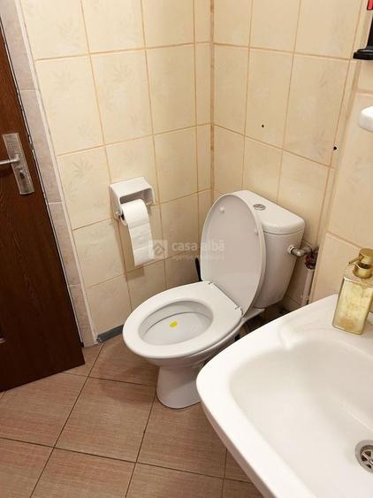 Apartament cu 3 camere decomandat, mobilat în Gară