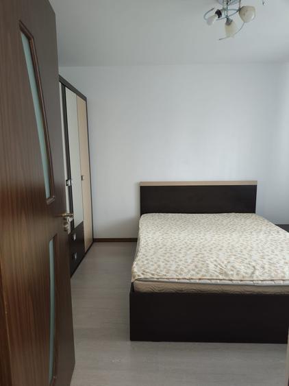 Apartament cu 2 camere semidecomandat în Micro 19