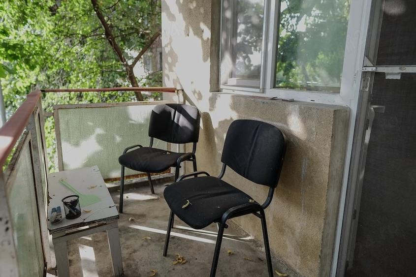 Apartament cu 4 camere semidecomandat în Șega