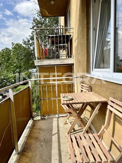 Apartament cu 3 camere decomandat, mobilat în Central