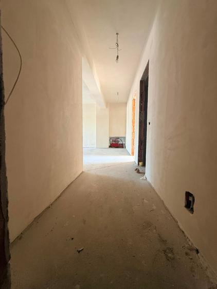 Apartament cu 2 camere decomandat în Obor