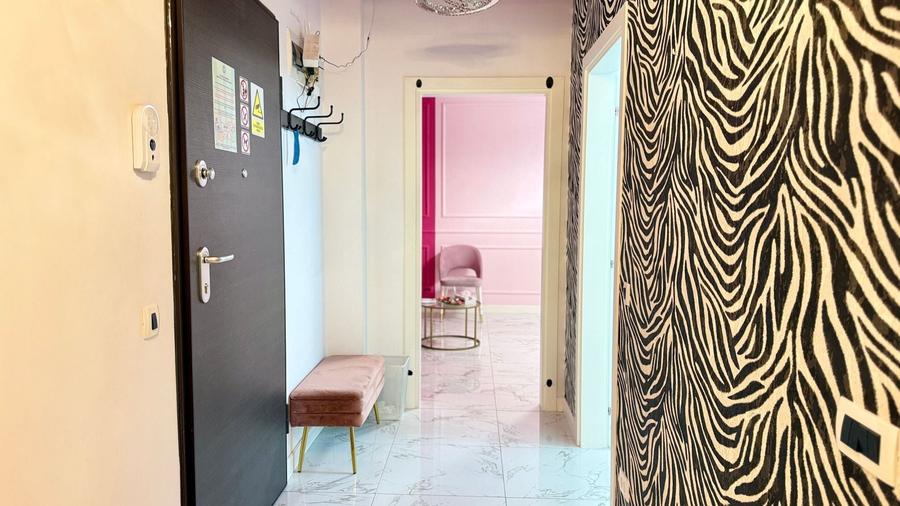 Apartament cu 3 camere decomandat în Lujerului