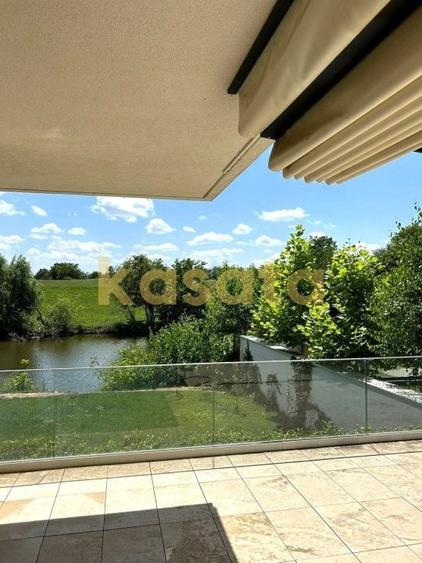 Apartament cu 3 camere semidecomandat, mobilat în Central