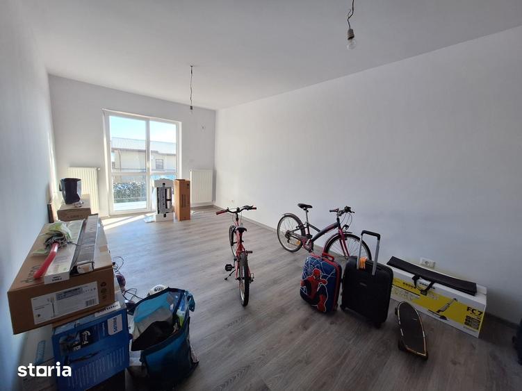 Apartament cu 3 camere decomandat în Pantelimon