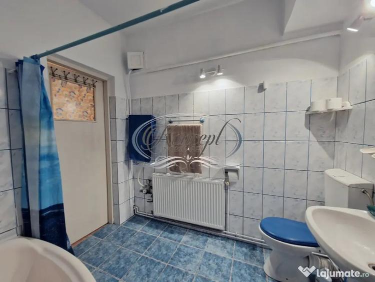Apartament cu 3 camere semidecomandat, mobilat în Central