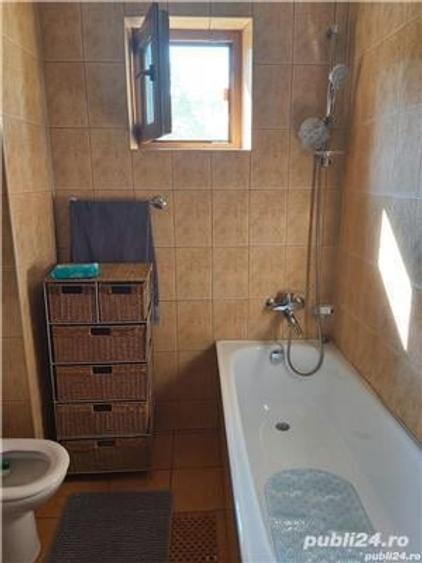 Casă cu 6 camere cu Teren 80 Mp în Central