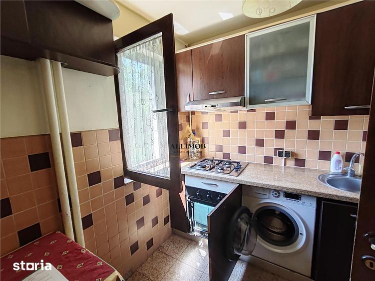 Apartament cu 3 camere decomandat în Vest