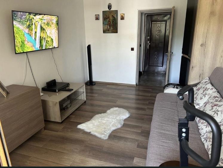Apartament cu 2 camere decomandat în Mogoșoaia