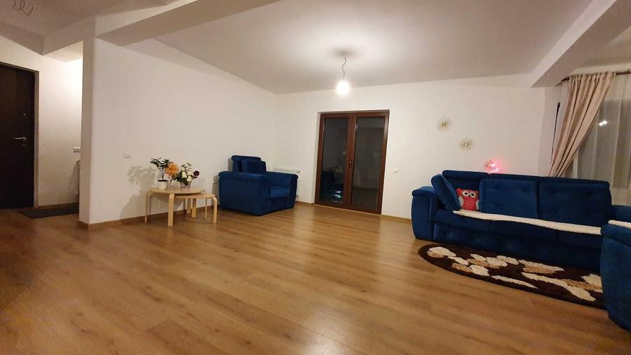 Casă cu 4 camere cu Teren 410 Mp în Săbăreni