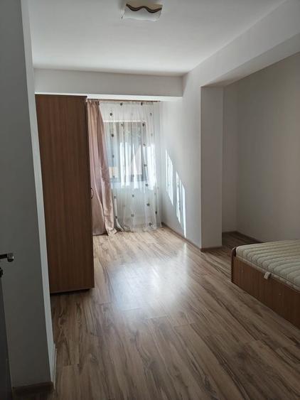 Vand apartament 3 camere, sector 6 Bucuresti, maxim 10 minute pana la metrou, 69mp plus 2 terase de 50 mp terase, boxa si loc de parcare intabulat - 5