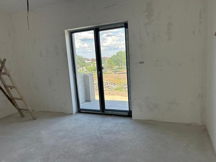 Duplex cu 4 camere cu Canalizare în Giarmata-Vii