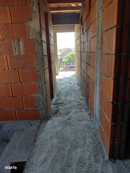 Casă cu 3 camere cu Teren 148 Mp în Dorobanți
