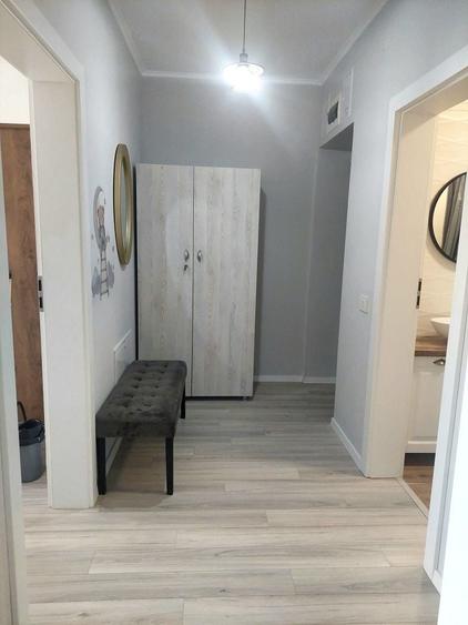 Inchiriez apartament doua camere cu loc de parcare Prima Onestilor - 2