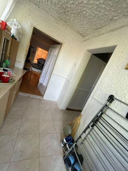 Casă cu 3 camere în Cocorăștii Mislii