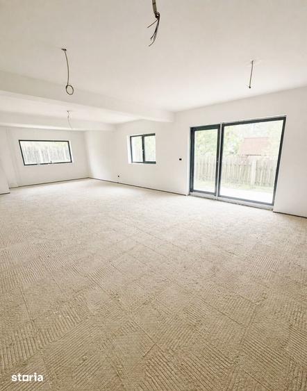 Casă cu 4 camere cu Teren 610 Mp în Bârnova