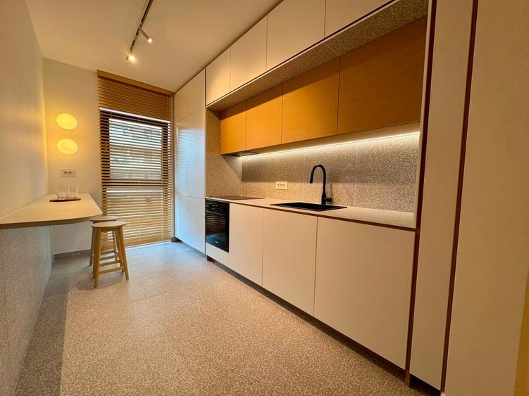 Apartament cu 3 camere decomandat în Pipera