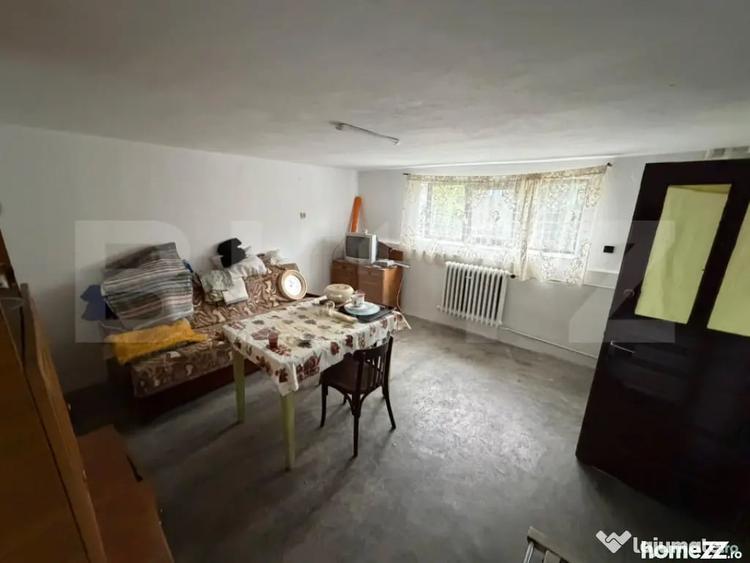 Casă cu 6 camere cu Teren 554 Mp în 14 Mai