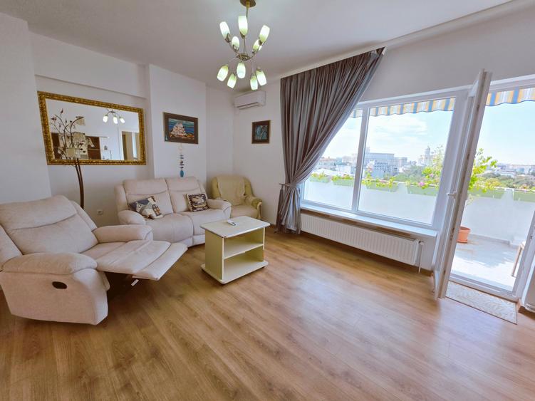 Apartament cu 3 camere semidecomandat în Cișmigiu