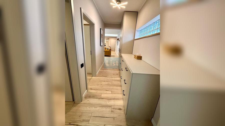 Apartament cu 3 camere în P-ța Romană