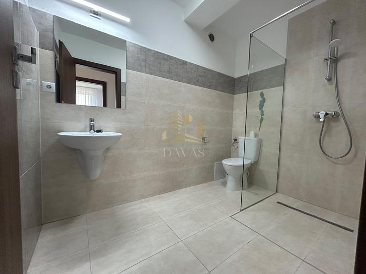Casă individuală cu 5 camere cu Canalizare în Europa