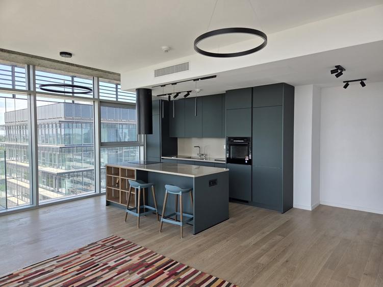 Apartament cu 3 camere decomandat în Floreasca