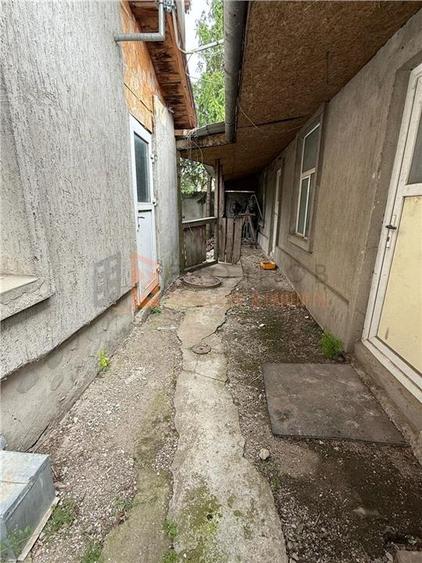 Casă individuală cu 4 camere cu Teren 566 Mp în 1 Decembrie