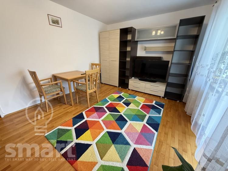 Apartament cu 3 camere decomandat, mobilat în Zorilor