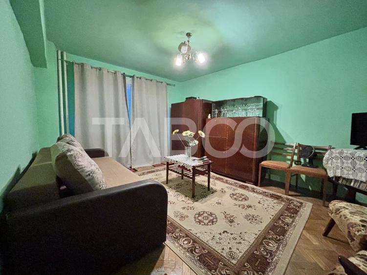 Apartament cu 3 camere decomandat, mobilat în Mărăști