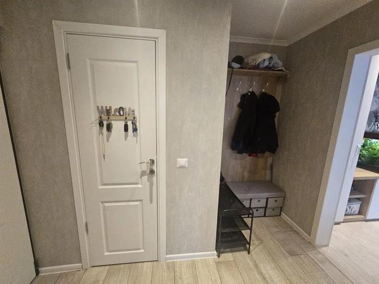 Apartament cu 3 camere decomandat, mobilat în Tătărași