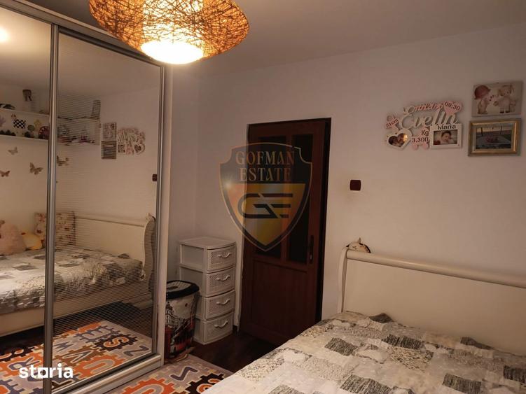 Apartament cu 2 camere, mobilat în Delfinariu