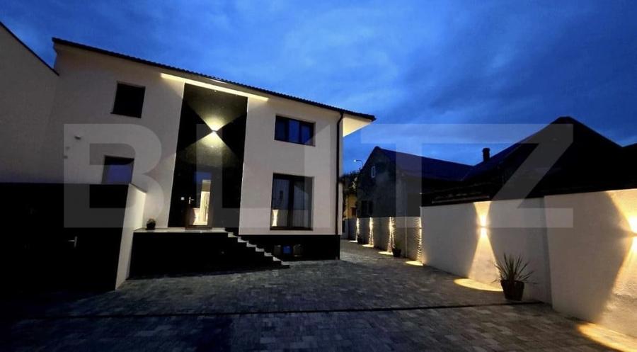 Casă cu 5 camere cu Teren 400 Mp în Central