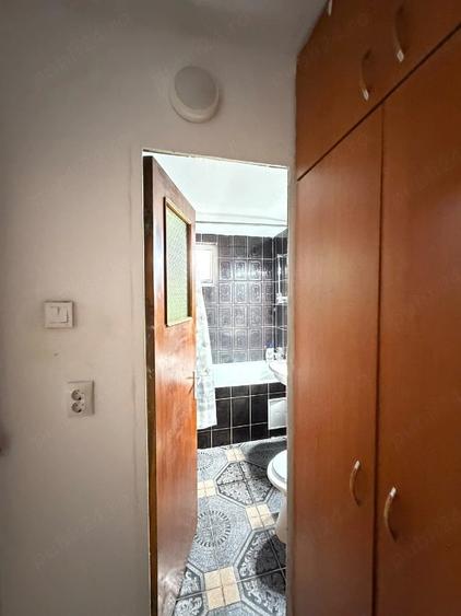 Apartament cu 2 camere semidecomandat în Rahova