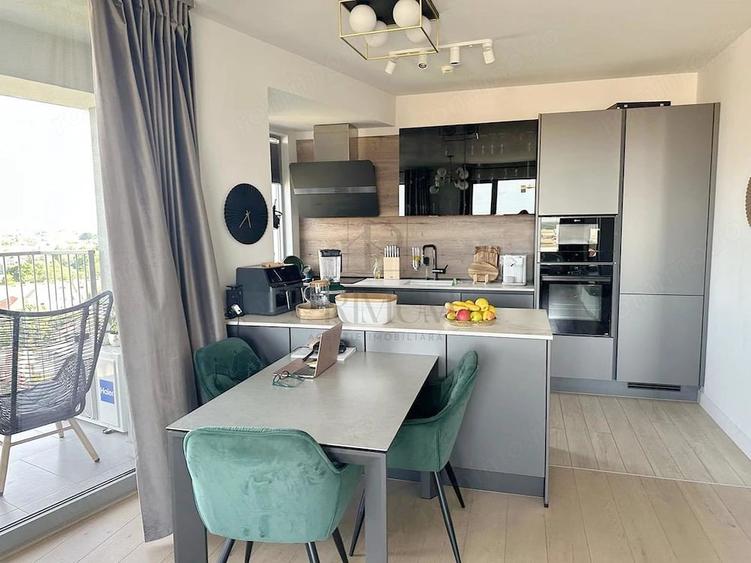 Apartament cu 3 camere decomandat în Take Ionescu