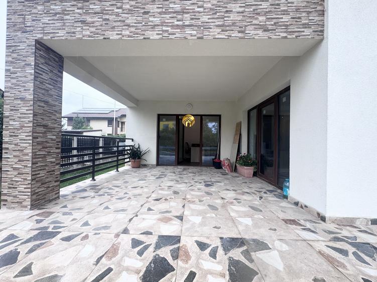 Apartament cu 4 camere decomandat, mobilat în Otopeni