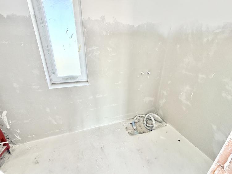 Duplex cu 4 camere cu Canalizare în Moșnița Nouă