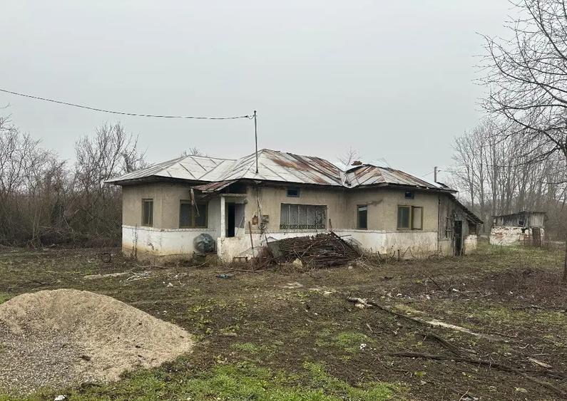 Casă cu 2 camere în Cornești