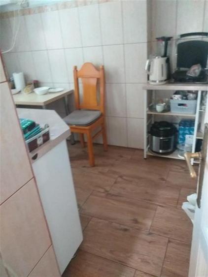 Casă cu 4 camere cu Canalizare în Apollo