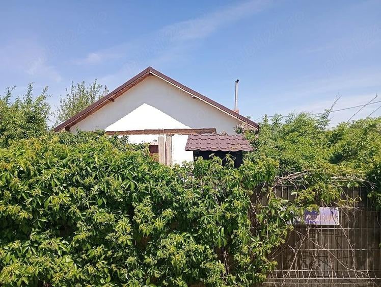 Casă cu Teren 500 Mp în Bujoreni