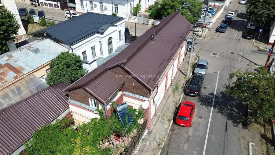 Casă cu 7 camere cu Teren 260 Mp în Hașdeu