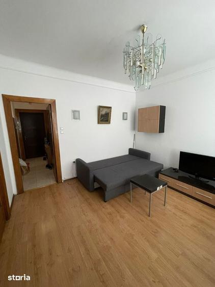 Apartament cu 2 camere decomandat în Romană
