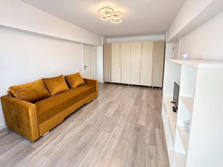 Apartament cu 3 camere semidecomandat, mobilat în Gorjului