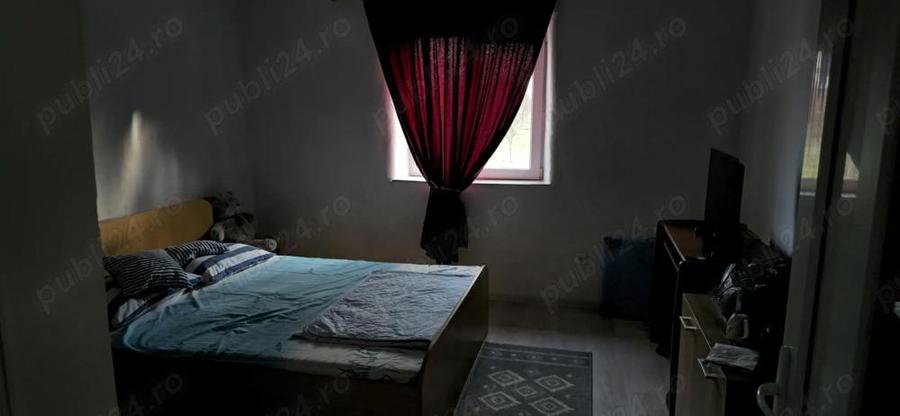 Casă cu 3 camere cu Teren 1355 Mp în Mihai Bravu
