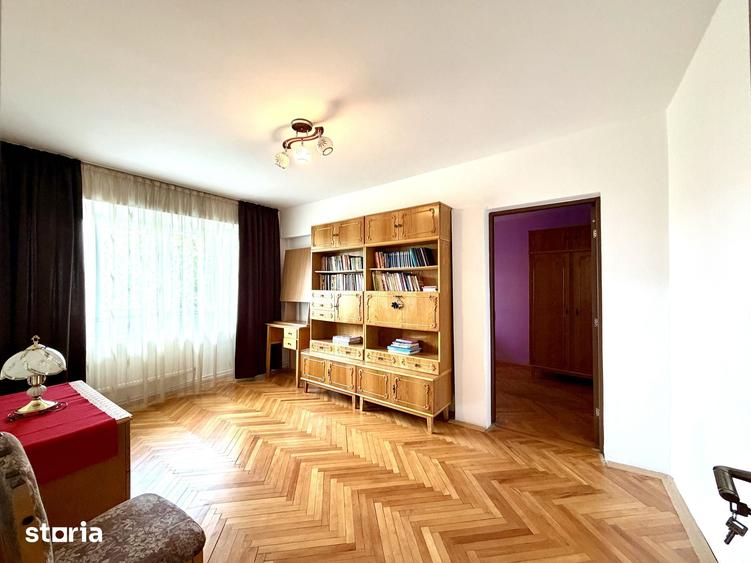 Apartament cu 3 camere în Central