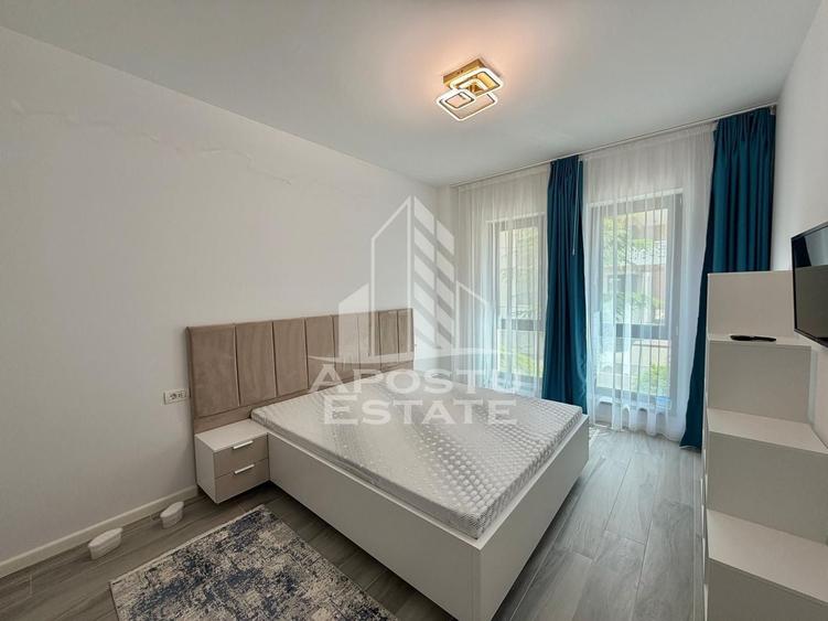 Apartament cu 2 camere semidecomandat, mobilat în Giroc