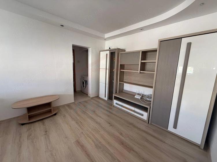 Apartament cu 2 camere semidecomandat în Țiglina 1