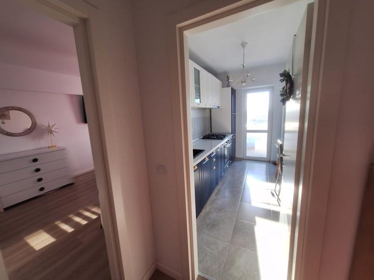 Apartament cu 2 camere decomandat în Dacia