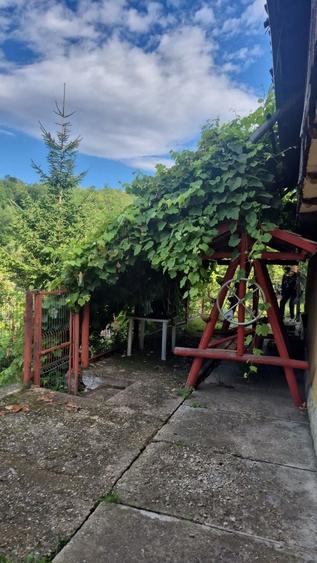 Casă cu 3 camere în Secăria