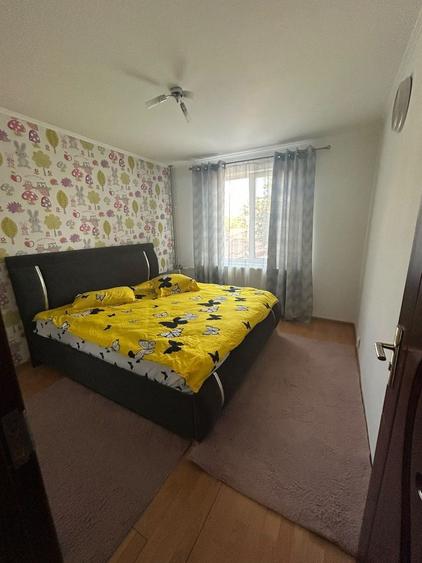 Apartament cu 3 camere decomandat în Rahova