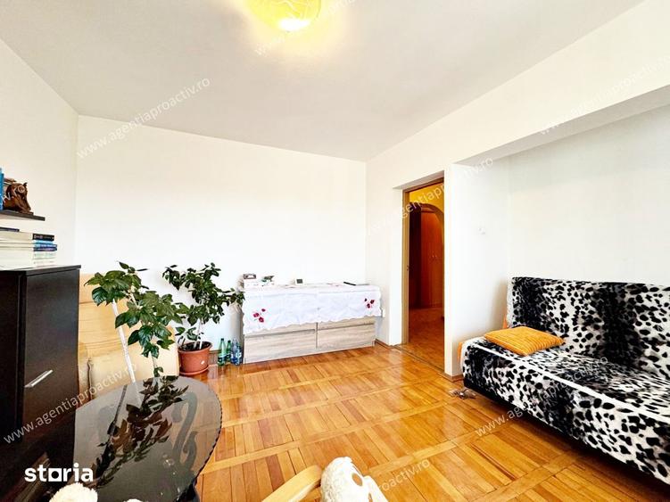 Apartament cu 2 camere decomandat în Port