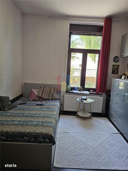 Casă cu 3 camere în Central